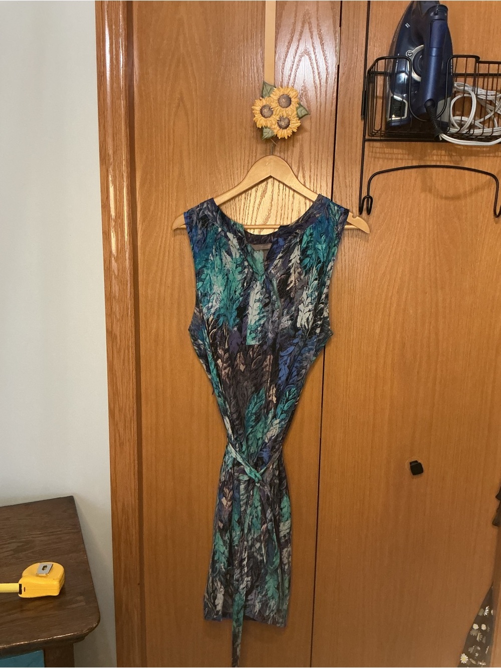 Sleeveless Teal & Navy Printed Tie-Waist Midi Dress